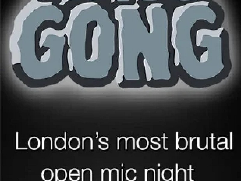 King Gong på The Comedy Store i London
