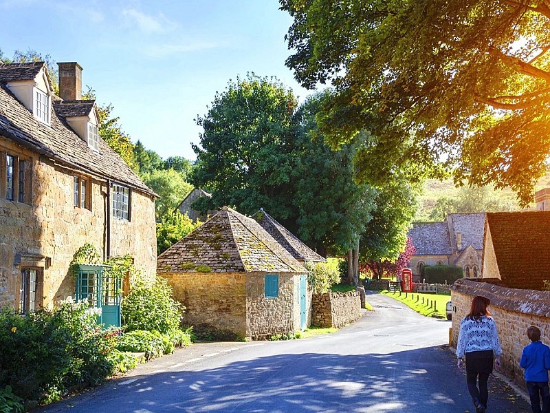 Villages of The Cotswolds Small Group Tour